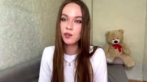 Lily online show from June 19, 6:51 am