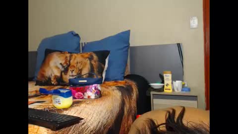 Snapshot of ebonyseductresx chatting on May 23, 5:50 pm ebonyseductresx online show from May 23, 5:50 pm