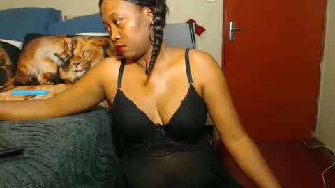 Snapshot of ebonyseductresx chatting on June 3, 7:08 pm ebonyseductresx online show from June 3, 7:08 pm