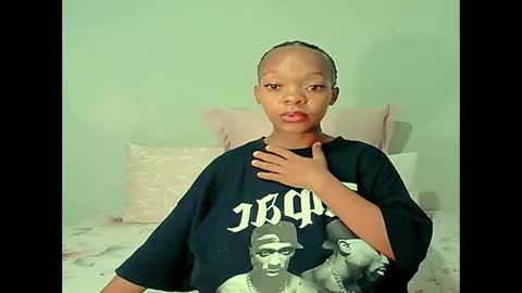 Snapshot of ebonyshy123x chatting on February 27, 2:55 am ebonyshy123 online show from February 27, 2:55 am
