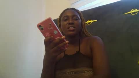 Snapshot of ebonyvd chatting on April 5, 2:47 pm ebonyvd online show from April 5, 2:47 pm