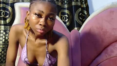 ebonyxxbabe online show from December 16, 10:53 am
