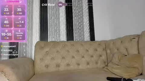 Snapshot of ebonyy_petite_69 chatting on February 2, 6:56 am ebonyy_petite_69 online show from February 2, 6:56 am