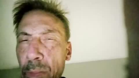 Snapshot of eboy4sale chatting on February 26, 9:42 am eboy4sale online show from February 26, 9:42 am