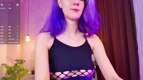 Asuna  Lana  online show from January 11, 8:08 am