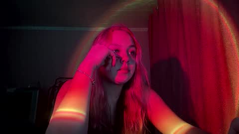 April online show from January 6, 9:18 pm