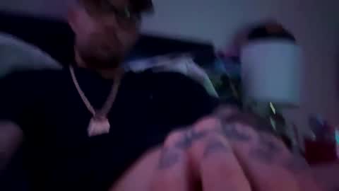 Snapshot of ecko201287 chatting on February 18, 5:36 am ecko201287 online show from February 18, 5:36 am