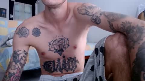 Snapshot of ed_big_cock chatting on February 4, 4:35 pm Edd Gallego online show from February 4, 4:35 pm