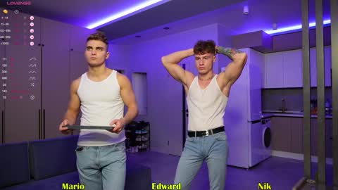 Snapshot of ed_hooligan chatting on December 4, 5:22 pm ed_hooligan online show from December 4, 5:22 pm