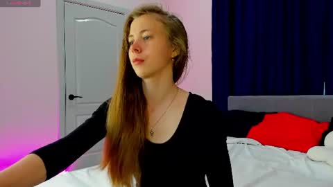 Snapshot of eda_vixen chatting on July 9, 3:54 am Eda online show from July 9, 3:54 am