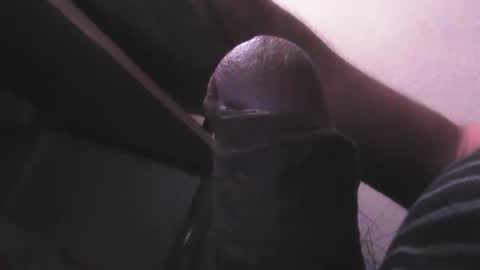 Snapshot of eddie69117 chatting on December 6, 10:27 am EddiesCock69 online show from December 6, 10:27 am