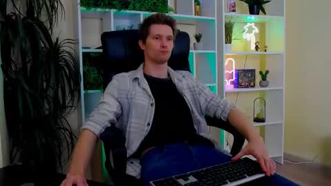 eddie_baker online show from March 19, 11:53 pm