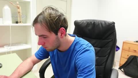 Snapshot of eddie_druski chatting on February 18, 8:49 pm EDDIE DRUSKI online show from February 18, 8:49 pm