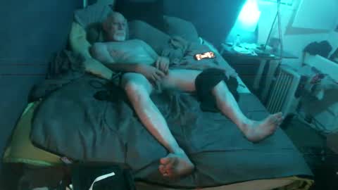 Snapshot of eddiedanger5 chatting on January 18, 8:20 am eddiedanger5 online show from January 18, 8:20 am