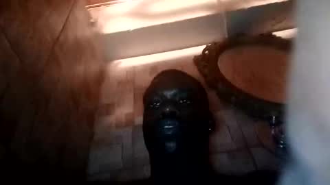 eddiez42 online show from December 6, 5:20 am