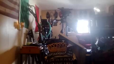 Snapshot of eddydeez chatting on April 16, 2:40 pm Eddy online show from April 16, 2:40 pm