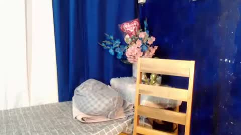 edelcum_xx online show from September 29, 7:13 am