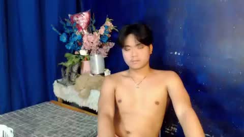 edelcum_xx online show from December 18, 1:00 am