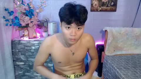 edelcum_xx online show from June 28, 10:54 am