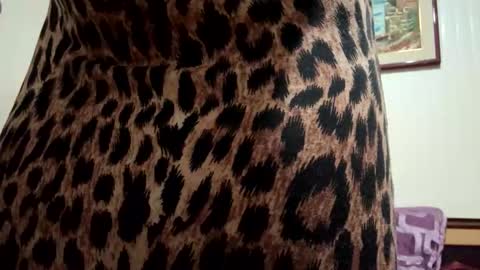 Snapshot of edentsfby chatting on November 22, 1:37 am edentsfby online show from November 22, 1:37 am