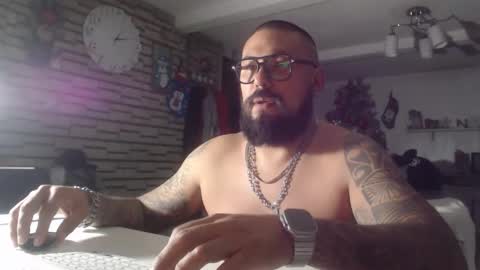 edgarram83 online show from November 28, 7:11 am