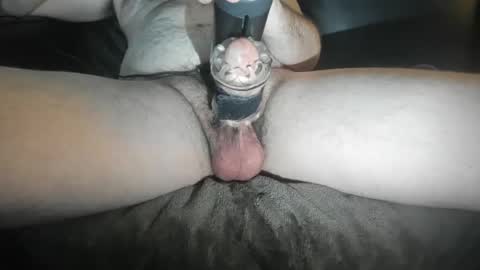 Snapshot of edginglongforyou chatting on January 24, 12:41 pm Edging For You online show from January 24, 12:41 pm