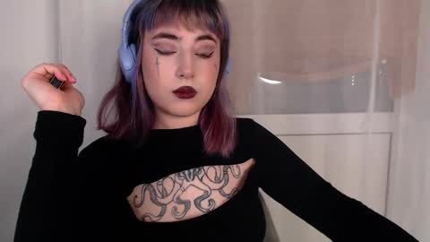 fickle demon made of clumps of matter online show from January 9, 5:04 pm