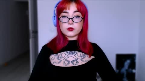 Snapshot of ediefris chatting on April 20, 6:38 am fickle demon made of clumps of matter online show from April 20, 6:38 am