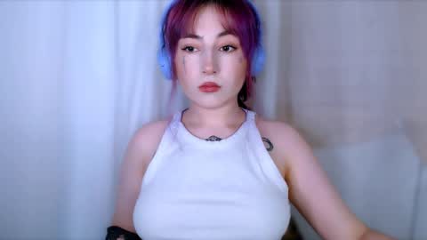 Snapshot of ediefris chatting on May 7, 7:52 pm fickle demon made of clumps of matter online show from May 7, 7:52 pm