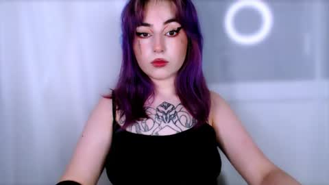 Snapshot of ediefris chatting on June 16, 9:17 pm fickle demon made of clumps of matter online show from June 16, 9:17 pm