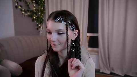 Lisa  online show from March 13, 12:06 am