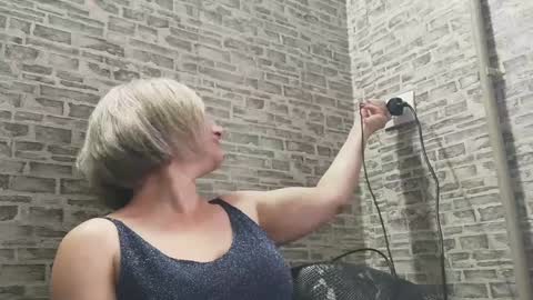 Snapshot of edithmanning chatting on January 6, 11:18 am edithmanning online show from January 6, 11:18 am