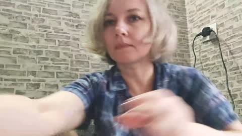 Snapshot of edithmanning chatting on January 10, 9:23 am edithmanning online show from January 10, 9:23 am