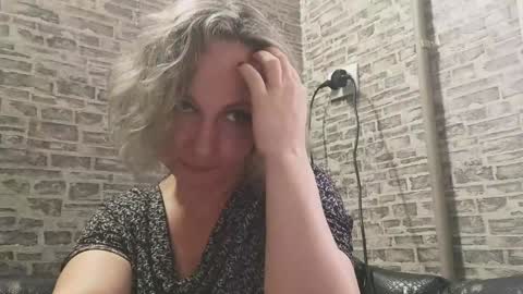 Snapshot of edithmanning chatting on January 17, 9:17 am edithmanning online show from January 17, 9:17 am