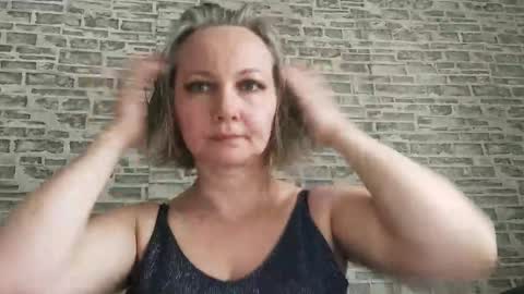 Snapshot of edithmanning chatting on March 3, 6:04 am edithmanning online show from March 3, 6:04 am