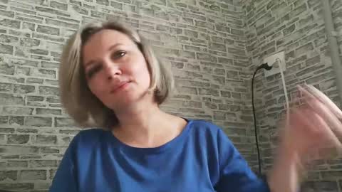 Snapshot of edithmanning chatting on March 6, 6:30 am edithmanning online show from March 6, 6:30 am