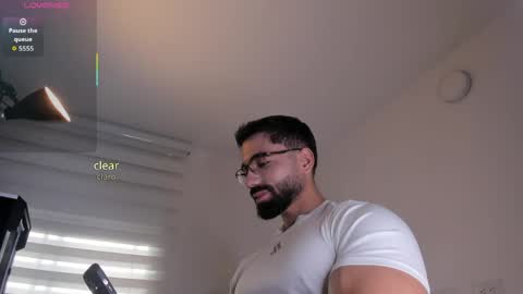 edrick online show from April 14, 12:00 pm