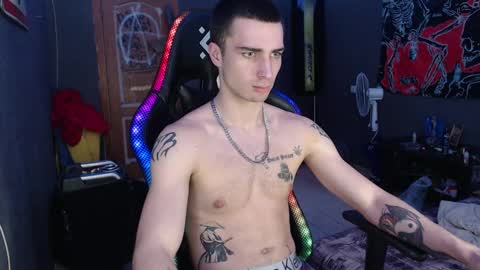 Eduar online show from December 24, 3:16 pm