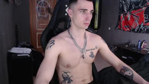 Eduar online show from April 12, 10:53 am