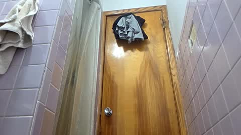 edwardaims_2please online show from November 12, 5:24 pm