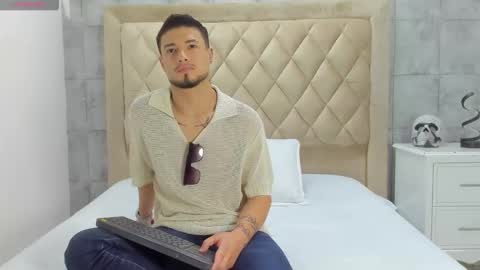 Edward Ross online show from September 11, 7:14 pm