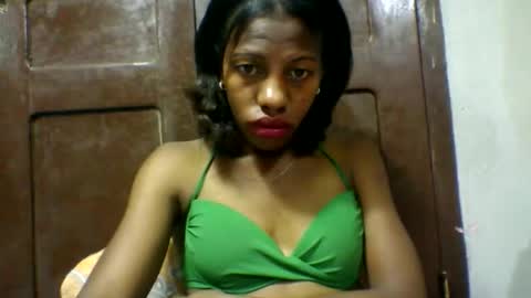 Snapshot of edwige770943 chatting on May 1, 2:49 am edwige770943 online show from May 1, 2:49 am