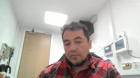 EdM online show from January 9, 10:51 am