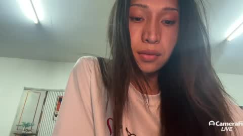 edza25377 online show from May 14, 12:01 pm