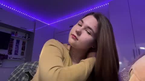 Linda online show from May 13, 2:58 pm