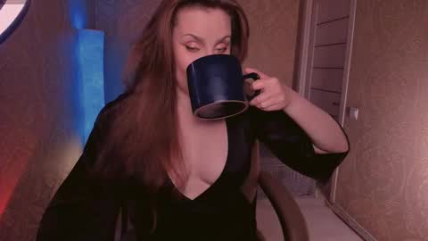 Snapshot of eesmaaarr chatting on September 15, 11:16 pm eesmaaarr online show from September 15, 11:16 pm