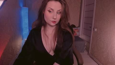 Snapshot of eesmaaarr chatting on September 21, 10:33 pm eesmaaarr online show from September 21, 10:33 pm
