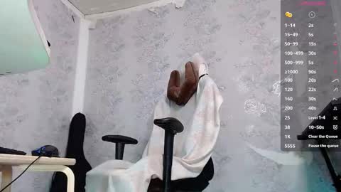 Snapshot of eesprit chatting on September 10, 5:51 am Daniel and Alex online show from September 10, 5:51 am