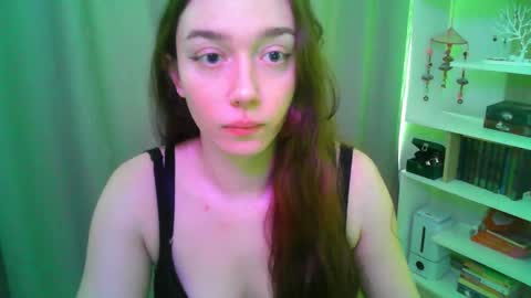 effie_balconii online show from February 19, 10:33 am
