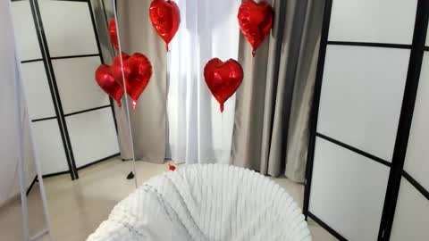 Effie Mur online show from February 12, 10:54 am